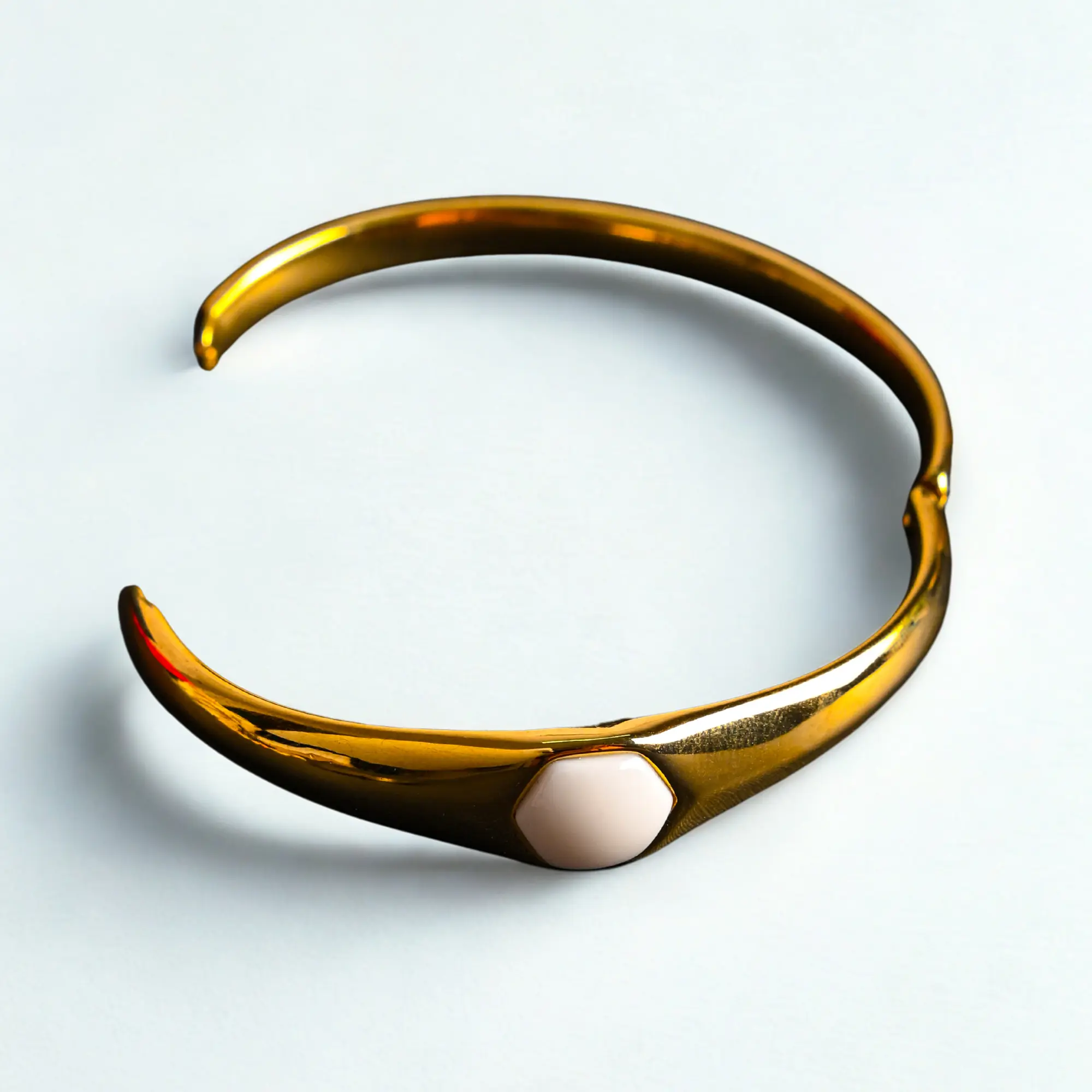 Stylish Moon Bracelet - Hover