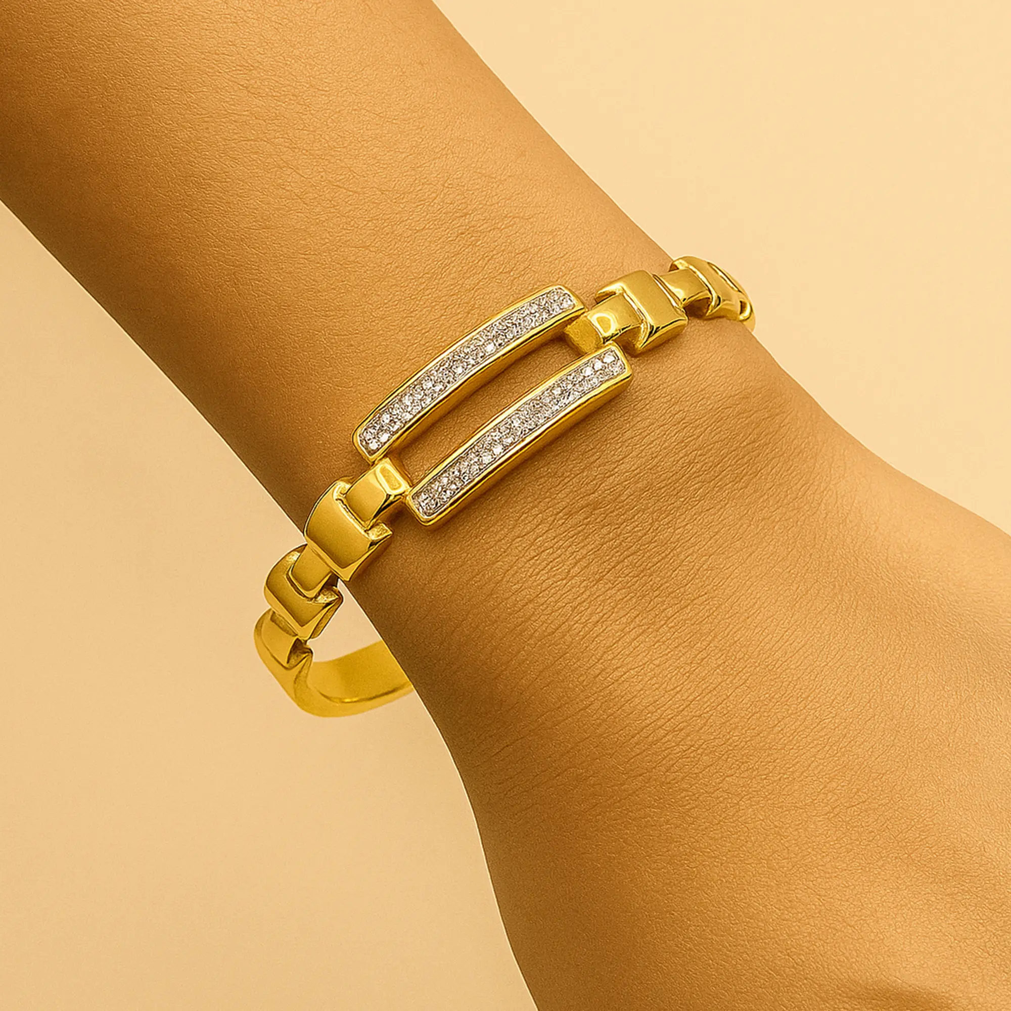 2ct Diamond Gold Bracelet - Hover