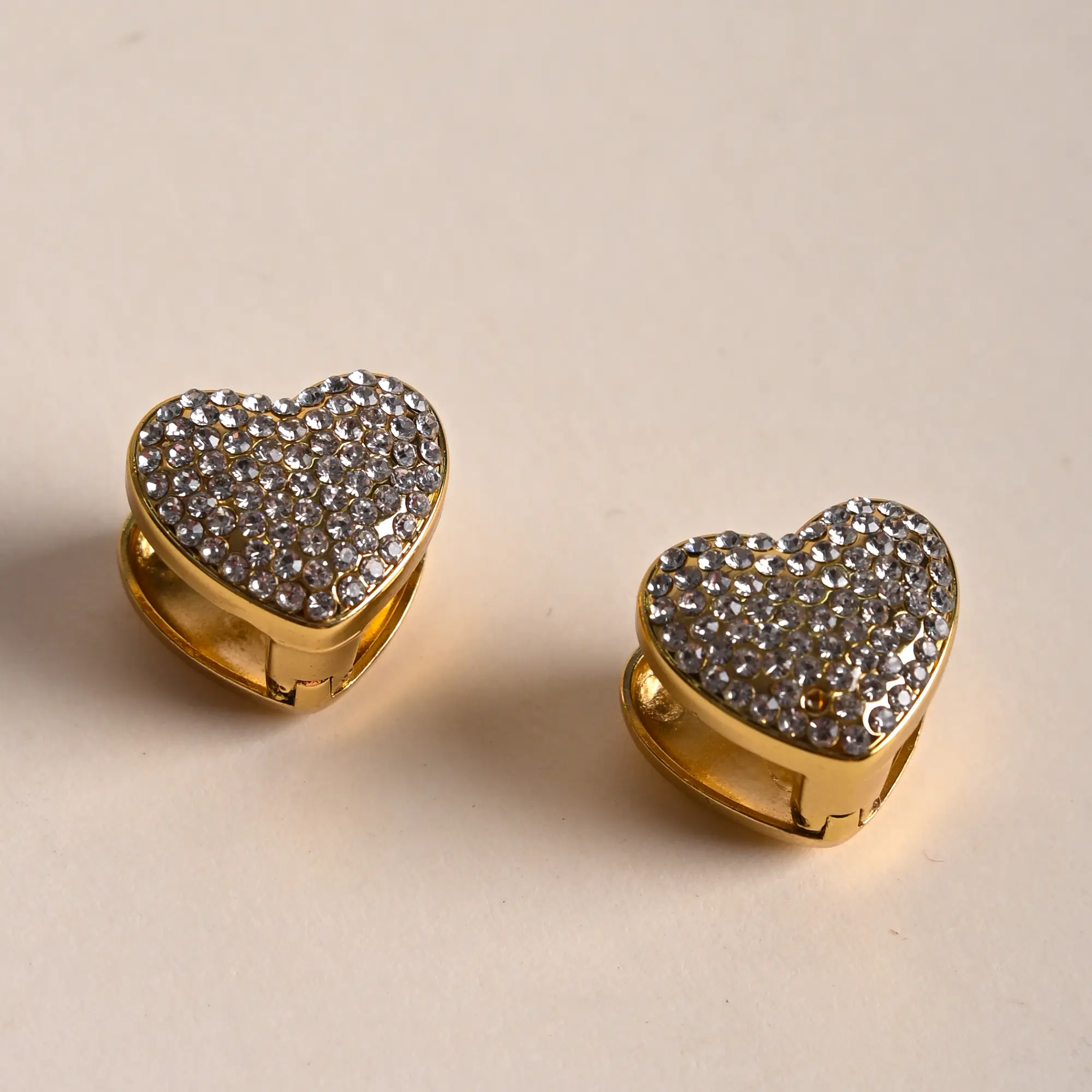 Gold Diablond Earring - Hover