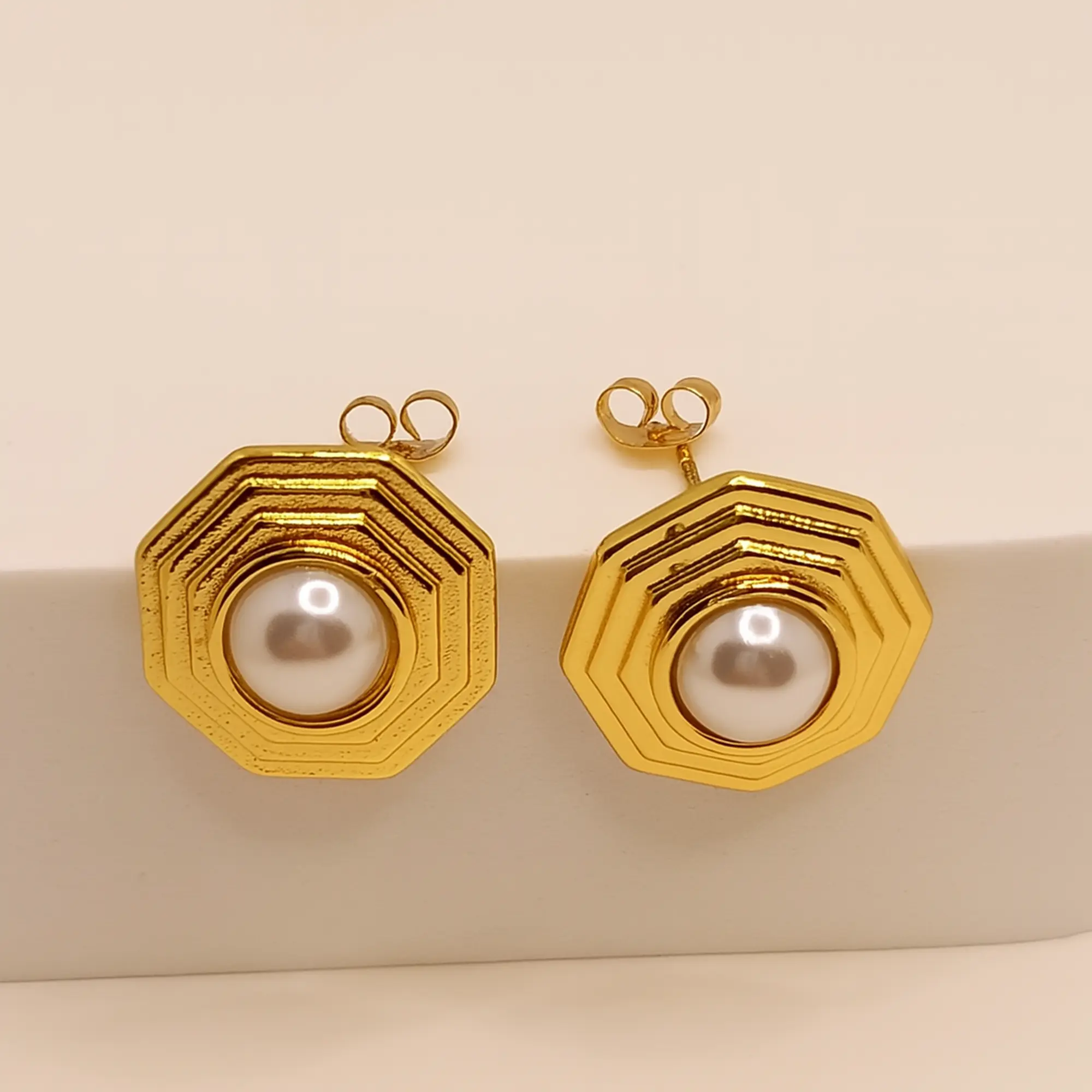 Hexagon Pearl Studs - Hover