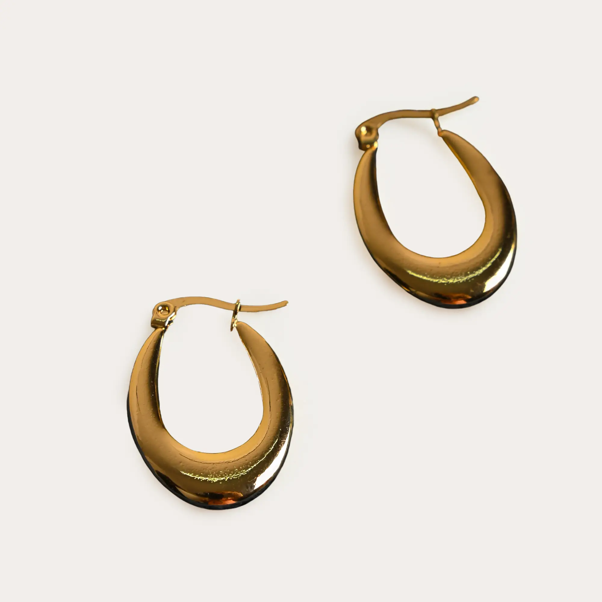 U shaped Chunky Earrings