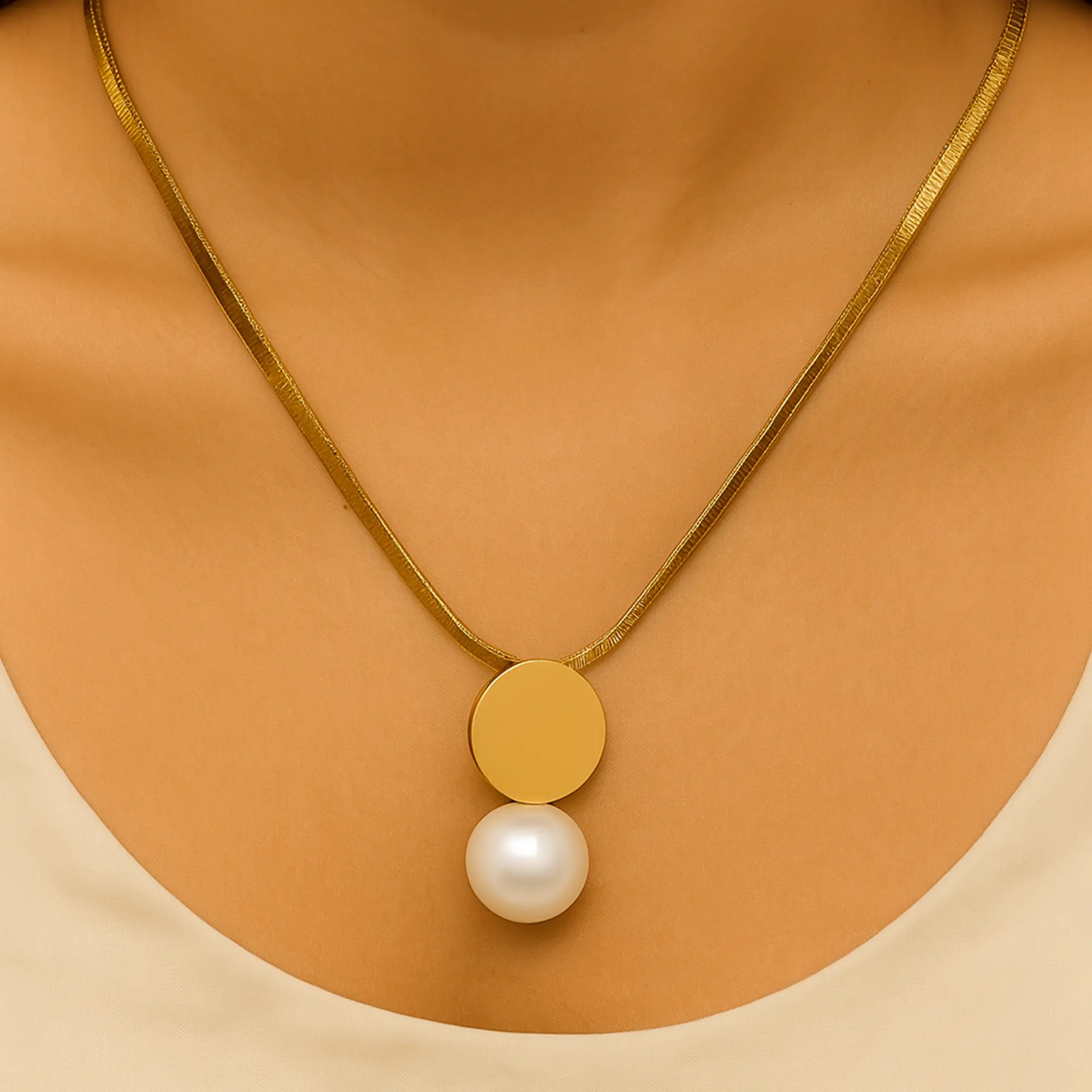 Sleek Pearl Drop Necklace - Hover